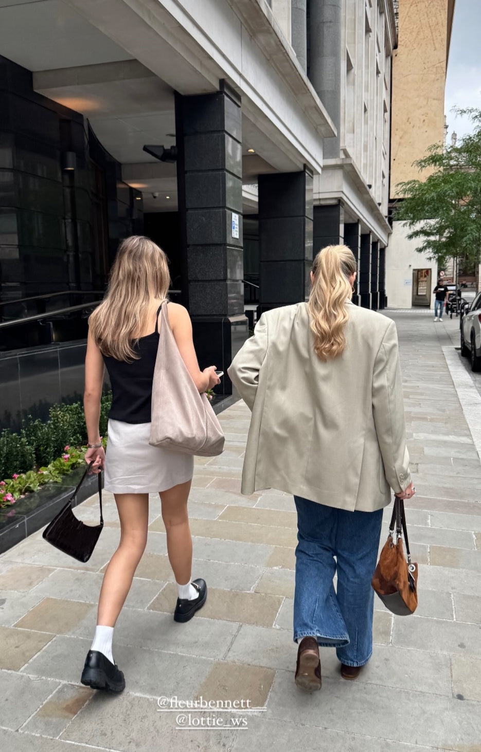 Oversized Beige Blazer (M)