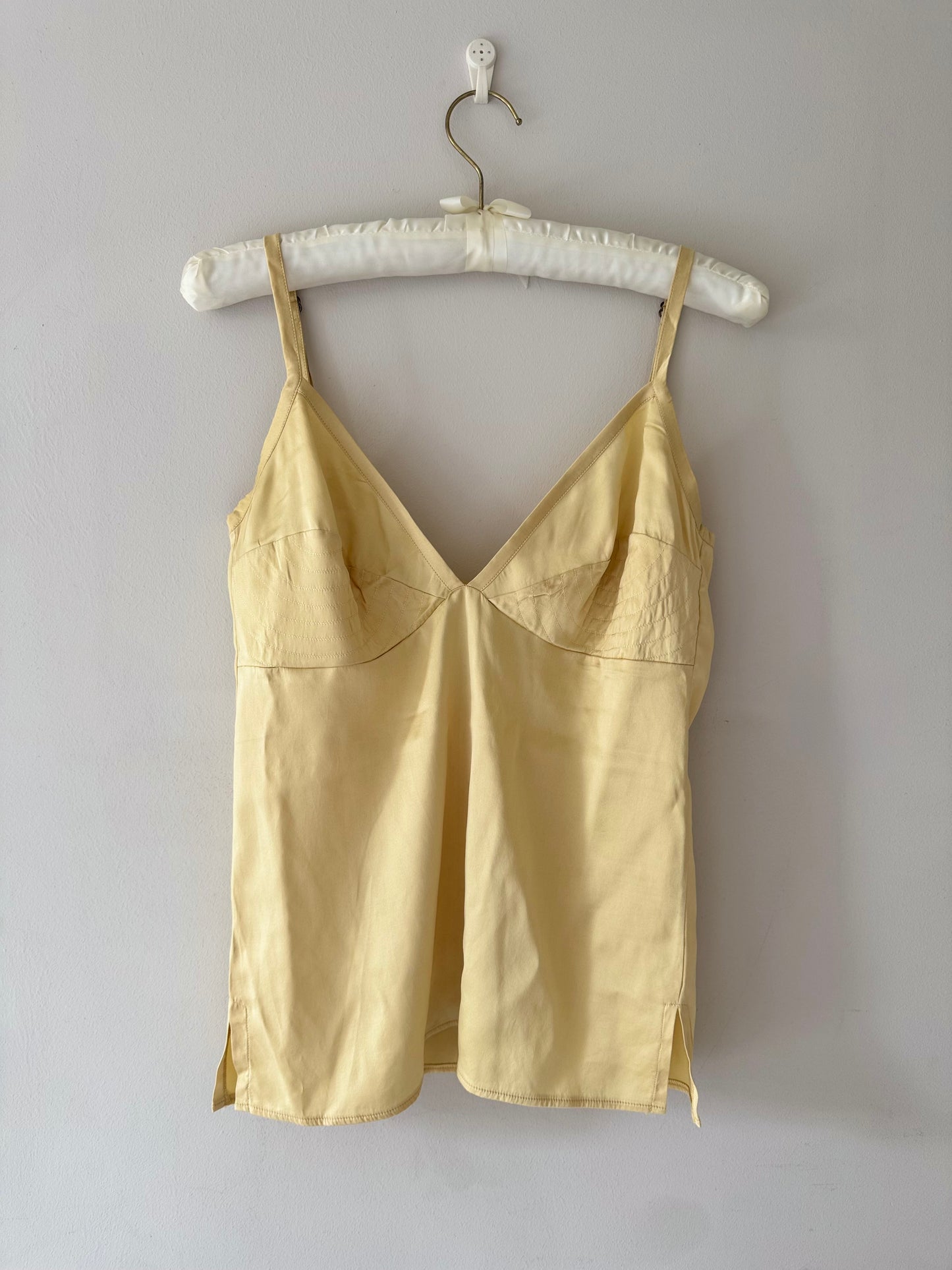Butter Yellow Lace Silk Set (8)