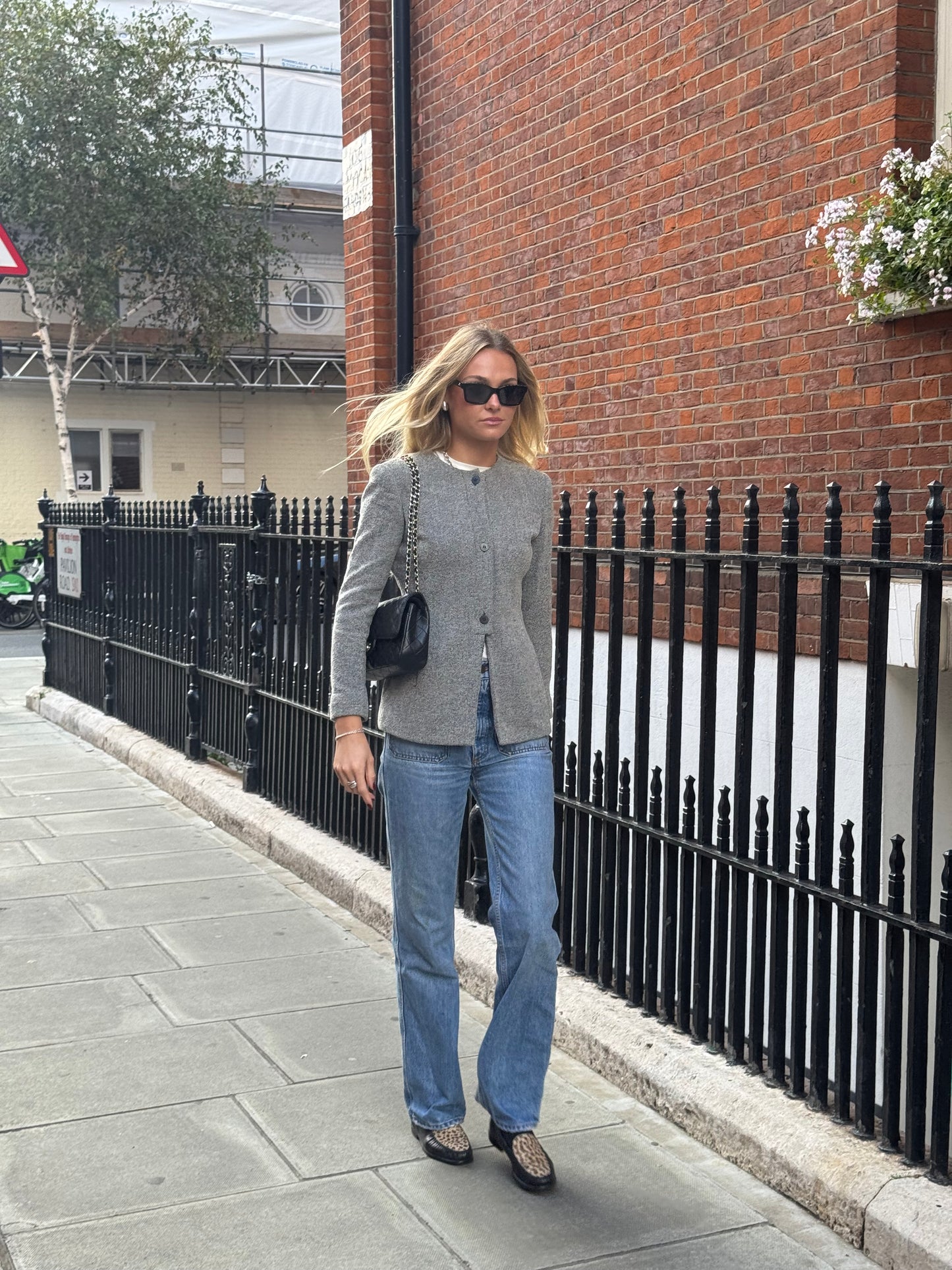 Kendall- Grey Collarless Blazer (8)