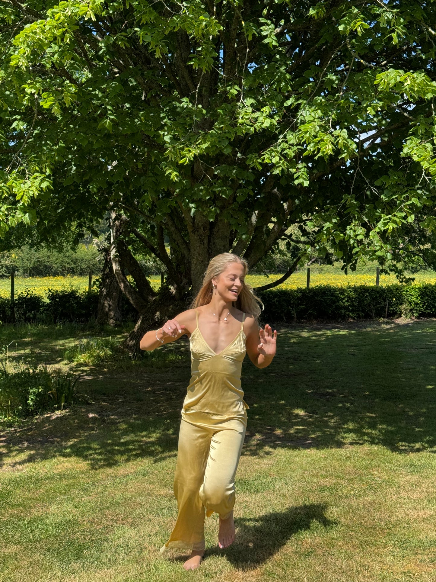 Butter Yellow Lace Silk Set (8)