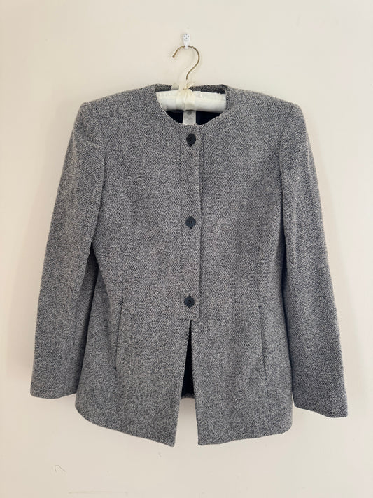 Kendall- Grey Collarless Blazer (8)