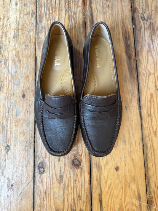 Alessandra Brown Leather Loafers (6)
