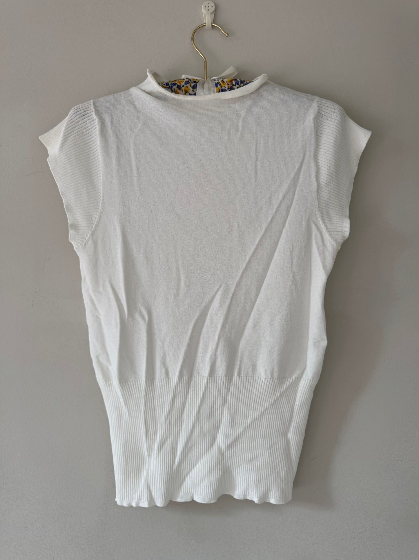 Cream Fitted Fine Knit Sleeveless Top (10)